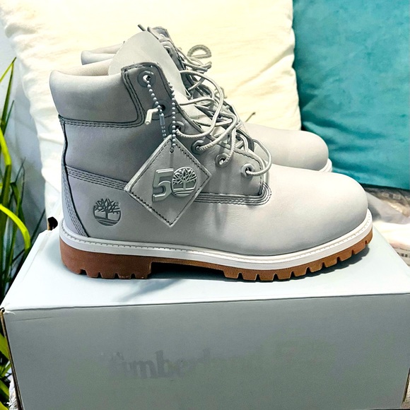 ✨LIKE-NEW✨Timberland Premium 6’ Waterproof (Grey), Men’s Size 5.5/Women’s Size 7 - Picture 7 of 12